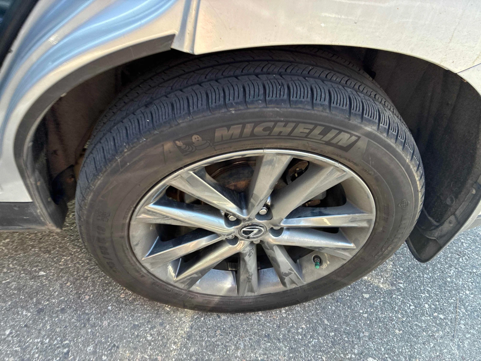 Lexus RX 350 F SPORT * ОБДУХВАНЕ * 8 СТЕПЕННА КУТИЯ * CARFAX * , снимка 14 - Автомобили и джипове - 54175239