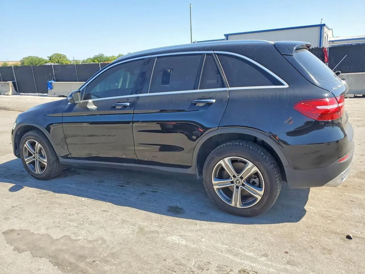 Mercedes-Benz GLC 350 E 4MATIC, снимка 4 - Автомобили и джипове - 54414717