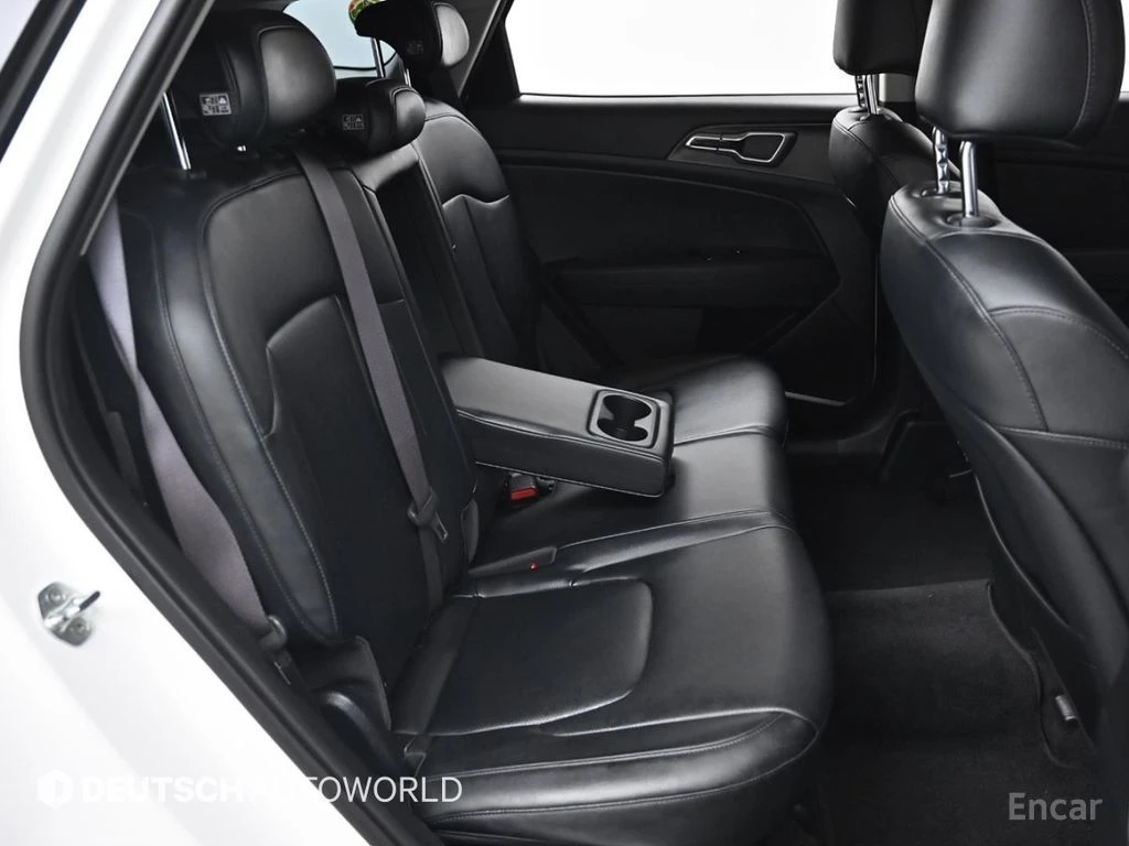 Kia Sportage 2.0D Prestige 4x4* HARMAN KARDON* ПОДГРЕВ* ОБДУХ* , снимка 16 - Автомобили и джипове - 54748930