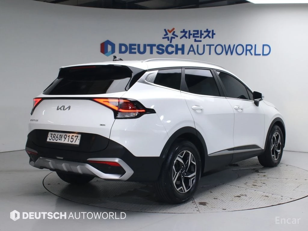 Kia Sportage 2.0D Prestige 4x4* HARMAN KARDON* ПОДГРЕВ* ОБДУХ* , снимка 2 - Автомобили и джипове - 54748930