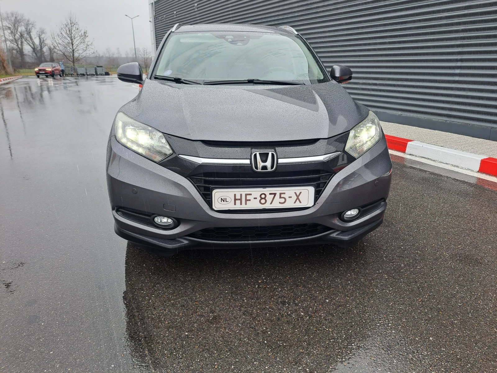 Honda Hr-v 1.5 I  FUL PANORAMA, снимка 2 - Автомобили и джипове - 54753369