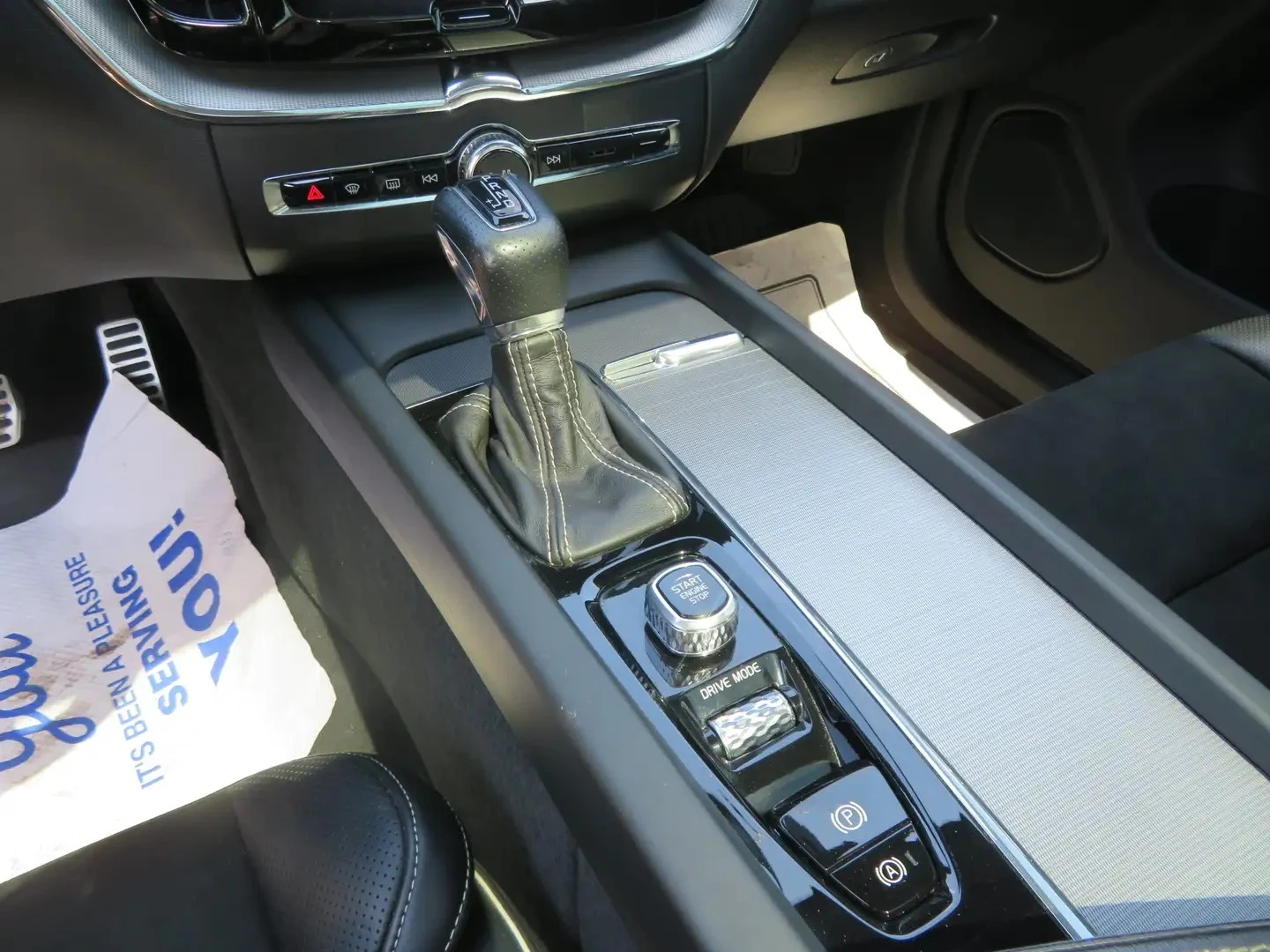 Volvo XC60 T6 R-DESIGN* 360* DISTRONIC* PANO* CARPLAY | Mobile.bg � ����������� 10