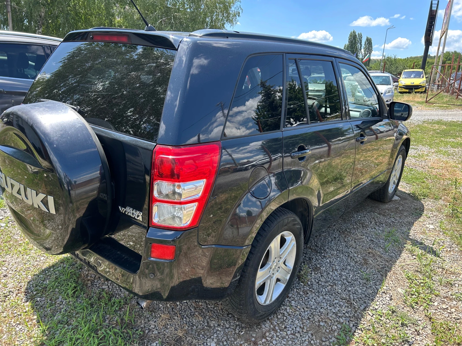 Suzuki Grand vitara 1.9-, снимка 13 - Автомобили и джипове - 55392453