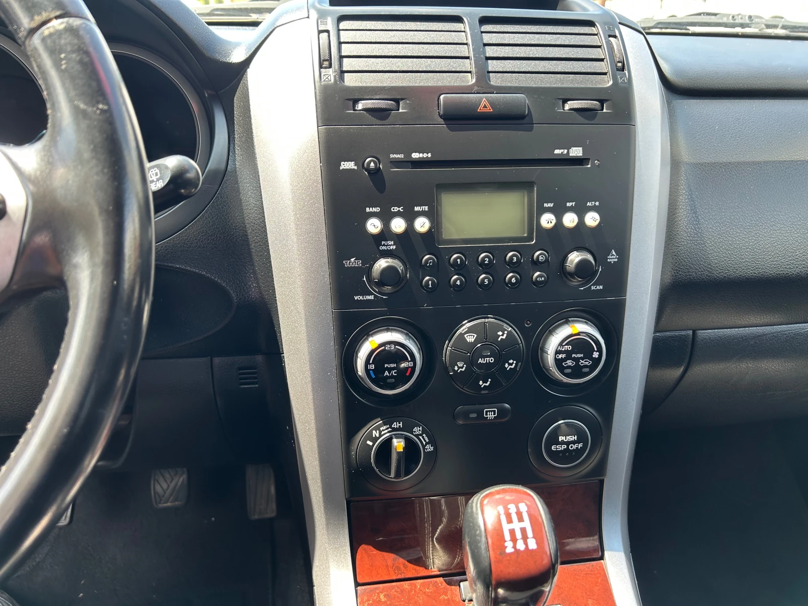 Suzuki Grand vitara 1.9-, снимка 6 - Автомобили и джипове - 55392453