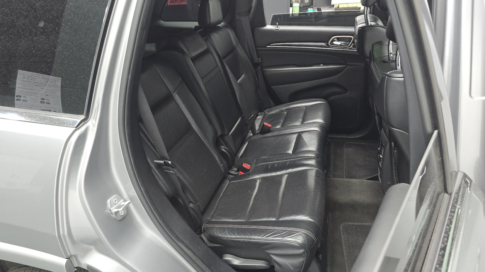 Jeep Cherokee 3.0* BLIND SPOT* ЛЮК* ПОДГРЕВ ВОЛАН* КРАЙНА ЦЕНА, снимка 11 - Автомобили и джипове - 55594794