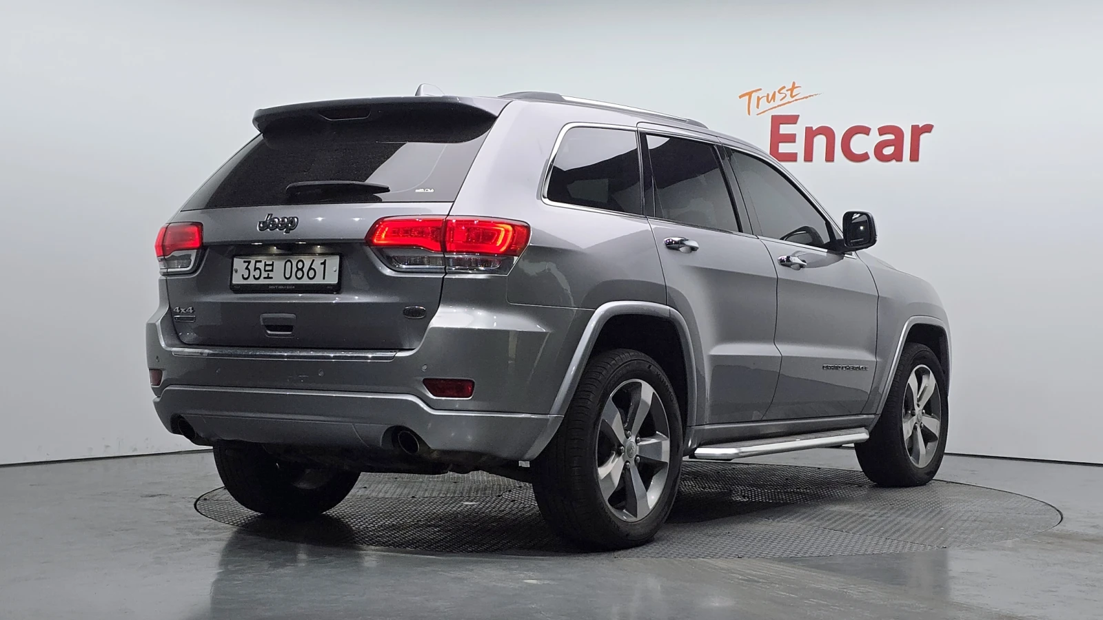 Jeep Cherokee 3.0* BLIND SPOT* ЛЮК* ПОДГРЕВ ВОЛАН* КРАЙНА ЦЕНА, снимка 2 - Автомобили и джипове - 55594794