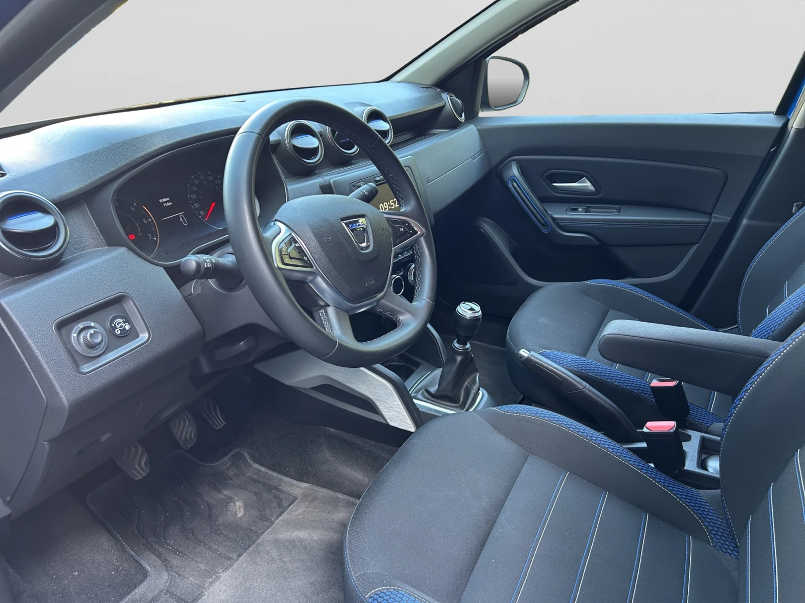 Dacia Duster ECO G, снимка 8 - Автомобили и джипове - 55831094