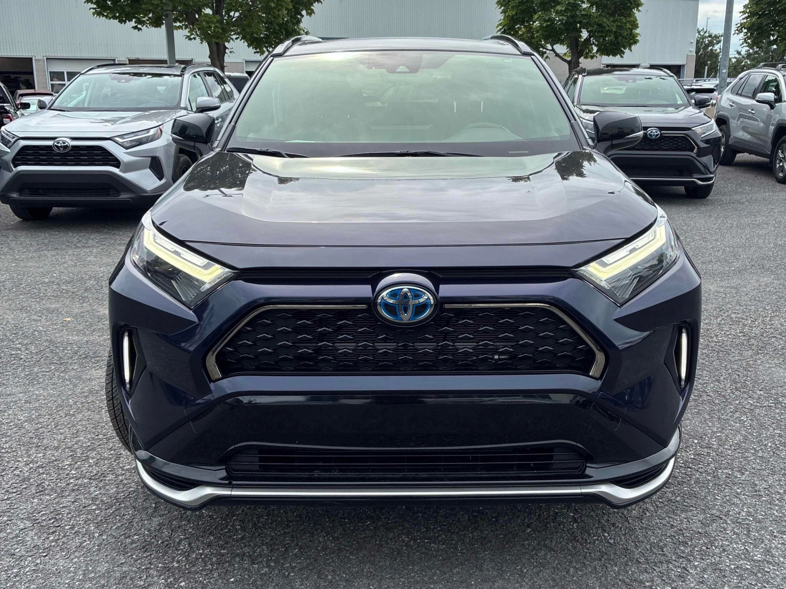 Toyota Rav4 * AWD * CARFAX * ОПЦИЯ ЗА ФИНАНСИРАНЕ, снимка 6 - Автомобили и джипове - 55983914