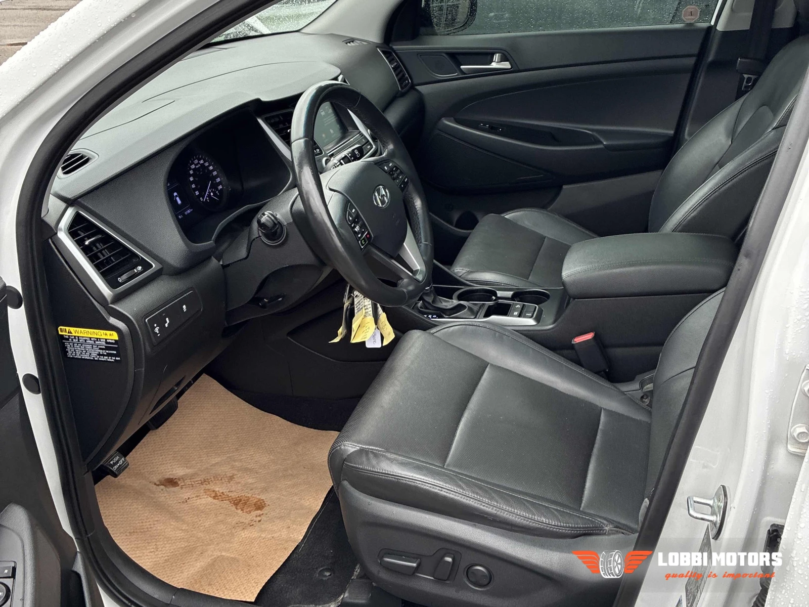 Hyundai Tucson, снимка 5 - Автомобили и джипове - 56033581