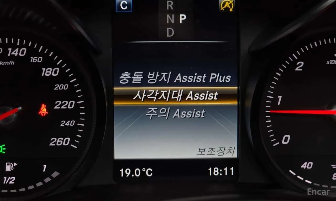 Mercedes-Benz GLC * GLC220 d 4MATIC Premium Coupe * ���� �� �� | Mobile.bg � ����������� 12