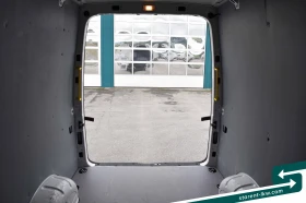 VW Crafter VAN26010, снимка 14