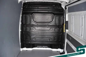 VW Crafter VAN26010, снимка 13