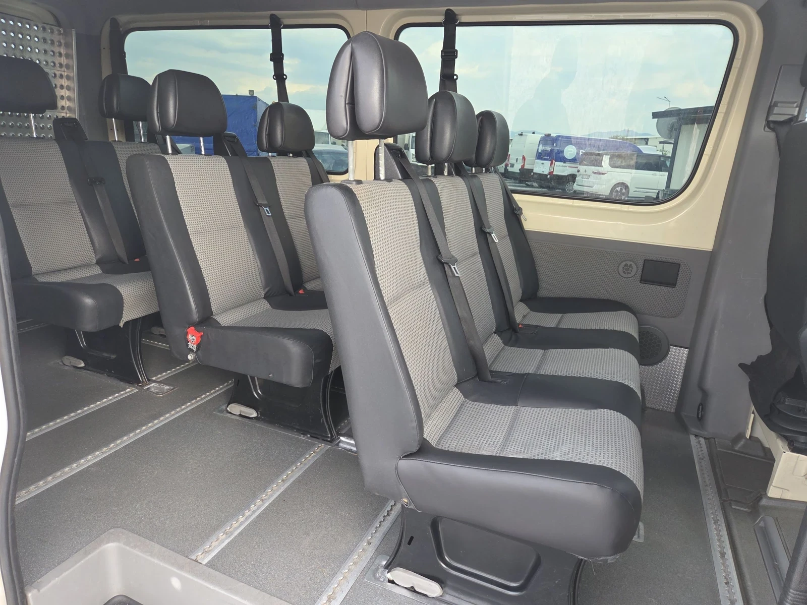 Mercedes-Benz Sprinter 315 CDI, 9 местен , Клима - изображение 10