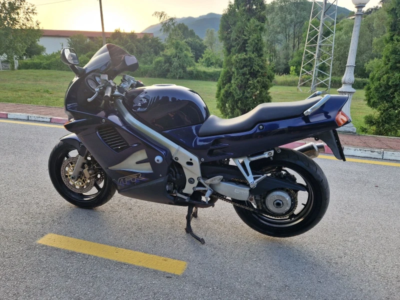 Honda Vfr HONDA.. VFR750..НОВ ВНОС..ТОП.., снимка 4 - Мотоциклети и мототехника - 50596515