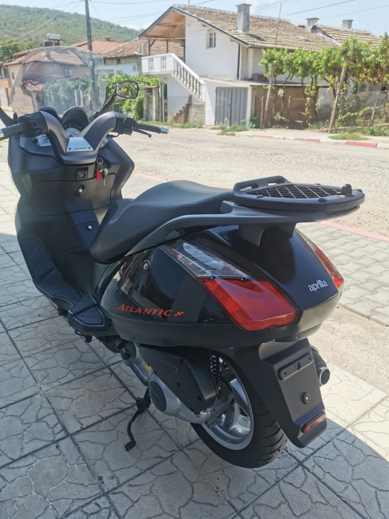 Aprilia Atlantic 300i Sport, снимка 8 - Мотоциклети и мототехника - 52366206