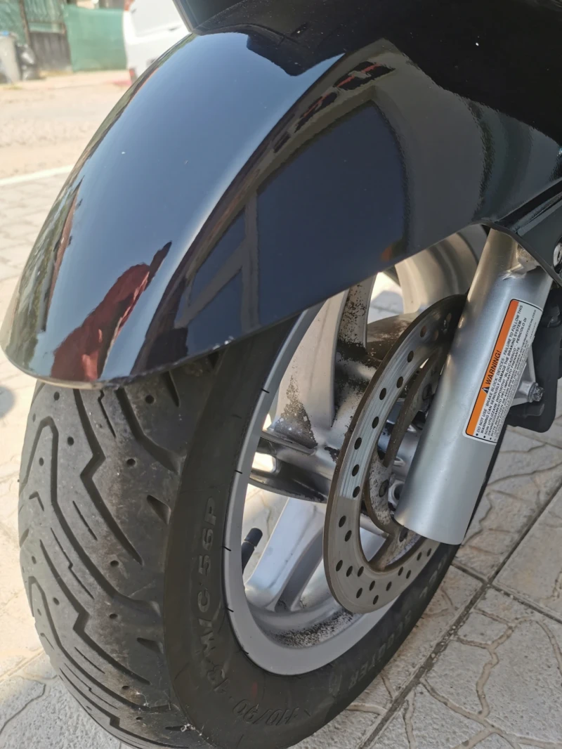 Aprilia Atlantic 300i Sport, снимка 10 - Мотоциклети и мототехника - 52366206