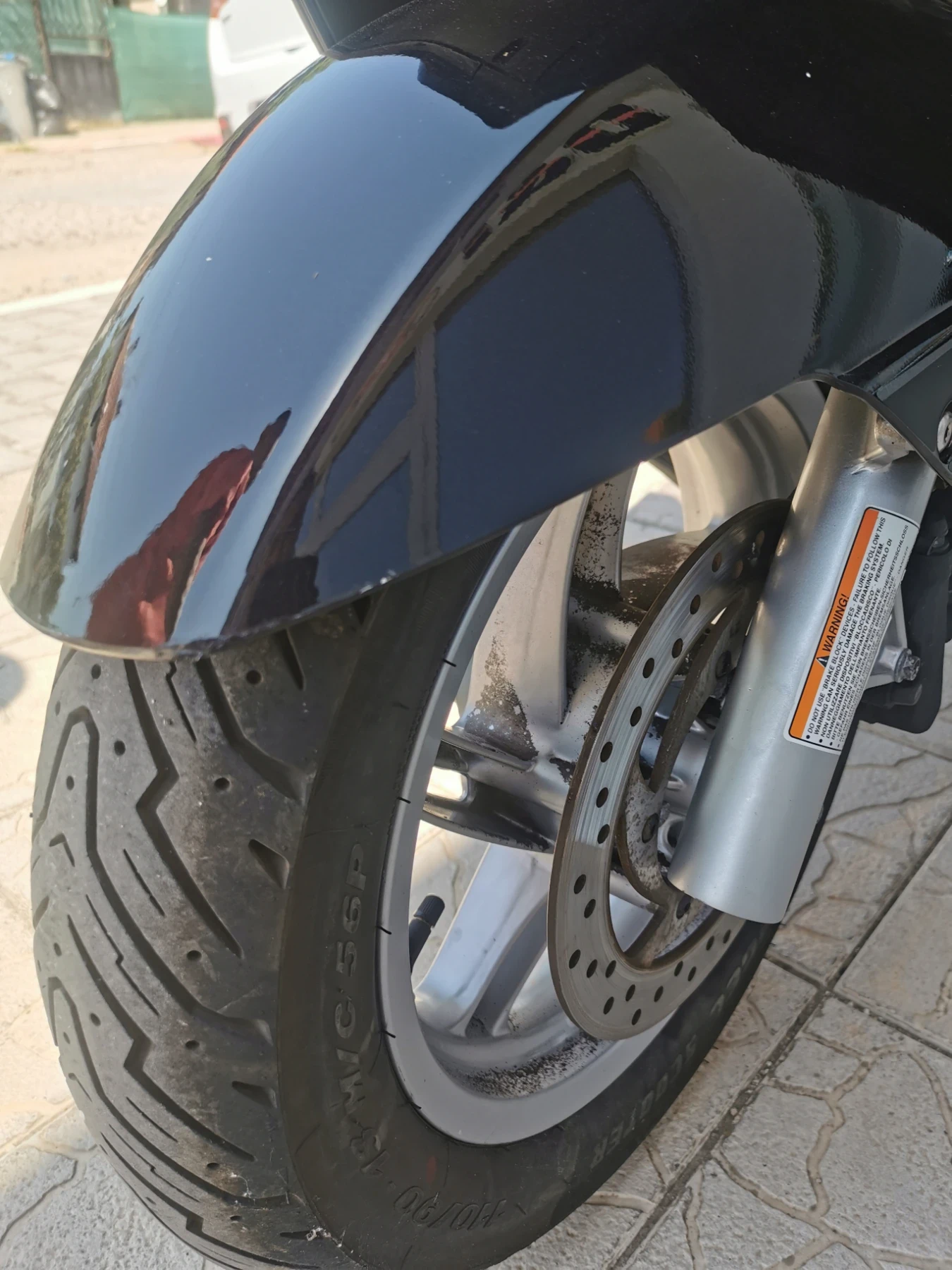 Aprilia Atlantic 300i Sport - изображение 10