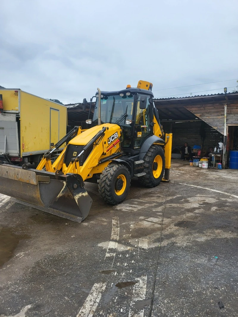 Багер JCB 3CX, снимка 3 - Индустриална техника - 47326576