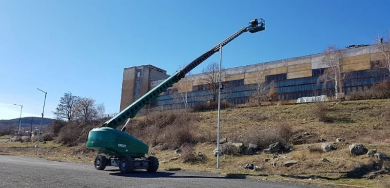 Автовишка Grove T 86 J  4х4х4, снимка 11 - Индустриална техника - 49658630