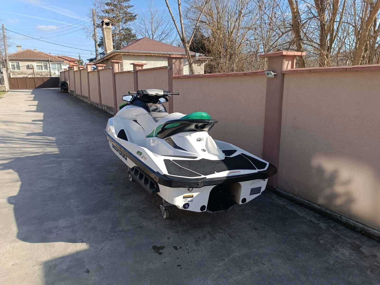 Джет Bombardier Sea Doo GTS130 - изображение 2