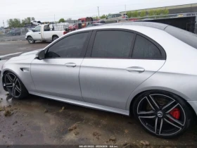 Mercedes-Benz E 63 AMG S* 4MATIC* ПОДГРЕВ* ОБДУХВАНЕ* КАМЕРА* ПАНОРАМА* H, снимка 13