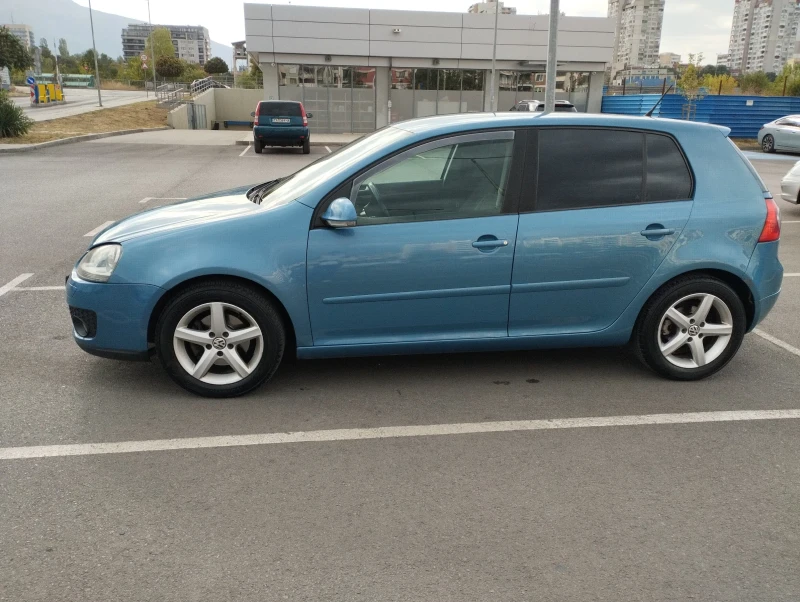 VW Golf, снимка 6 - Автомобили и джипове - 47341695