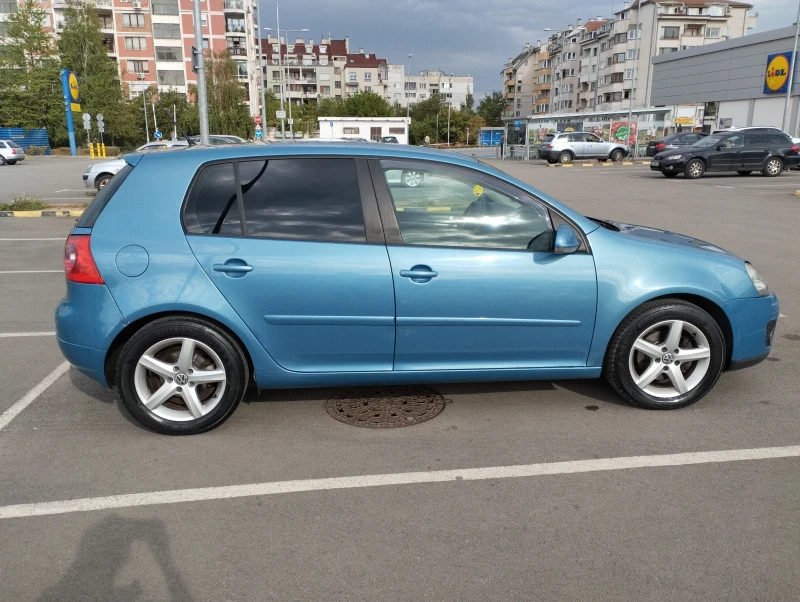 VW Golf, снимка 3 - Автомобили и джипове - 47341695