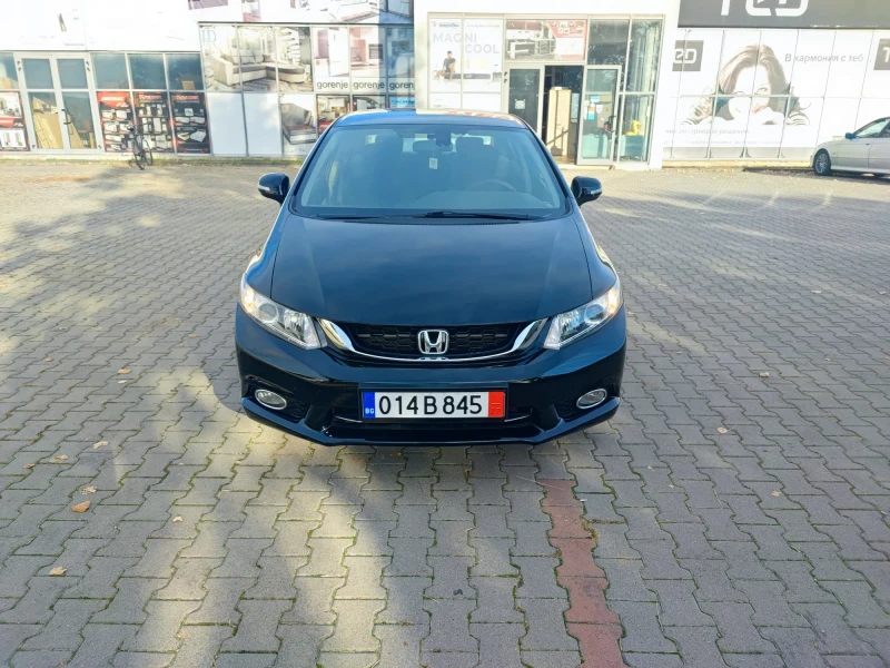 Honda Civic 1.8 141hp Facelift, снимка 2 - Автомобили и джипове - 47621027