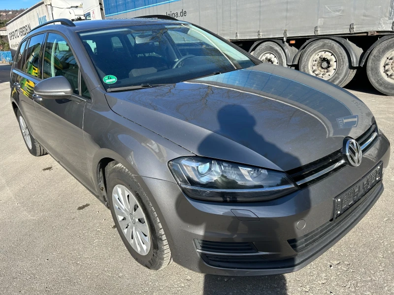 VW Golf 1.6TDI, снимка 2 - Автомобили и джипове - 48895473