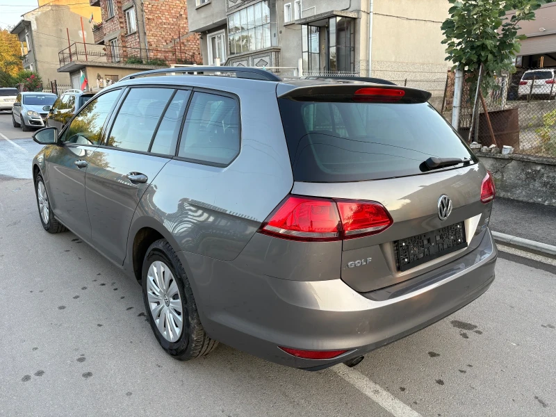 VW Golf 1.6TDI, снимка 5 - Автомобили и джипове - 52568949