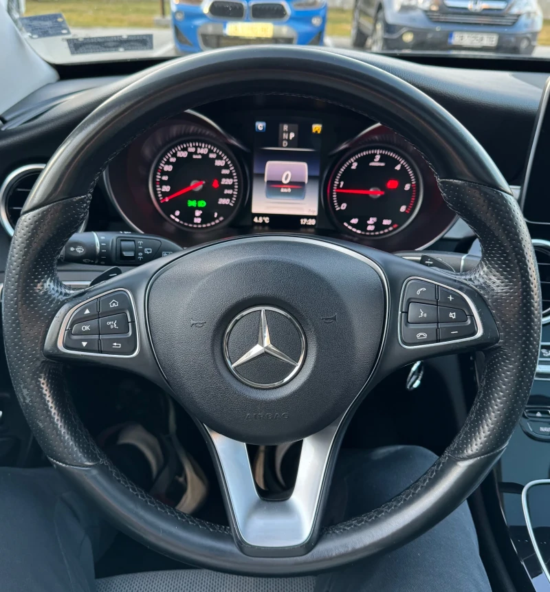 Mercedes-Benz C 220 4Matic 9G Tronic , снимка 10 - Автомобили и джипове - 52411790