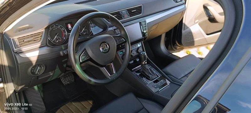 Skoda Superb 2.0 FSI 4x4, снимка 15 - Автомобили и джипове - 52551519