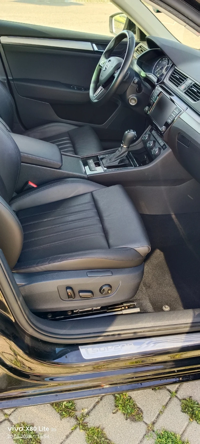 Skoda Superb 2.0 FSI 4x4, снимка 9 - Автомобили и джипове - 52551519