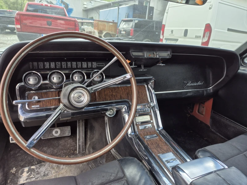 Ford Thunderbird, снимка 16 - Автомобили и джипове - 51552788