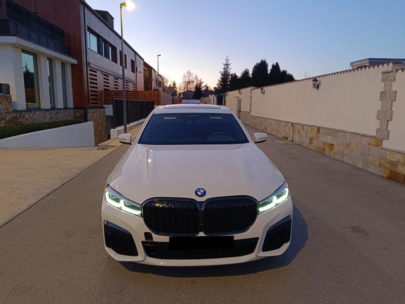 BMW 740 M SportPacket * LONG * 60 000 km, снимка 3 - Автомобили и джипове - 52405272