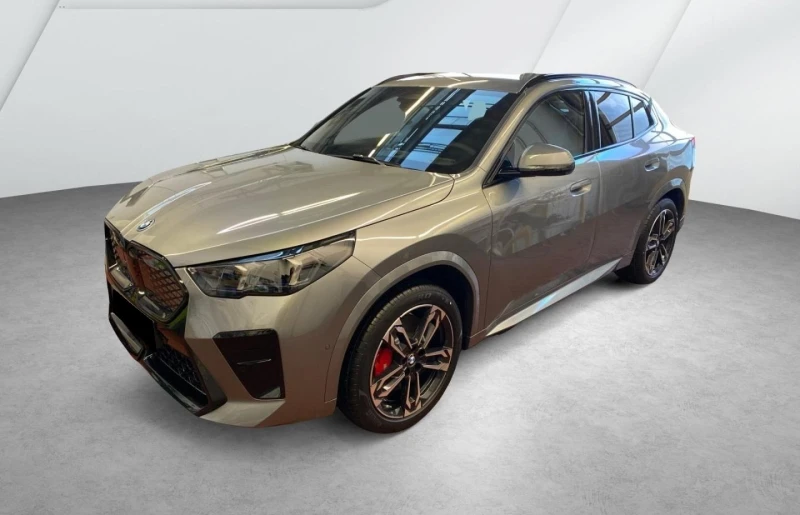 BMW iX2 30* M-SPORT* HEAD-UP* H&K* 360CAM* MEMORY* DISTR* 