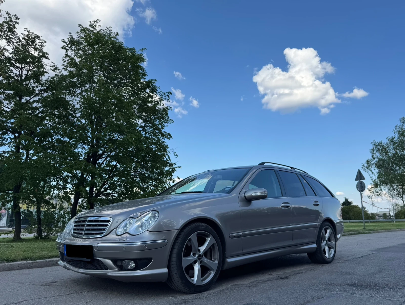 Mercedes-Benz C 320, снимка 1