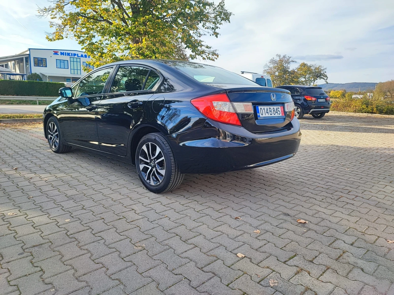 Honda Civic 1.8 141hp Facelift - изображение 4