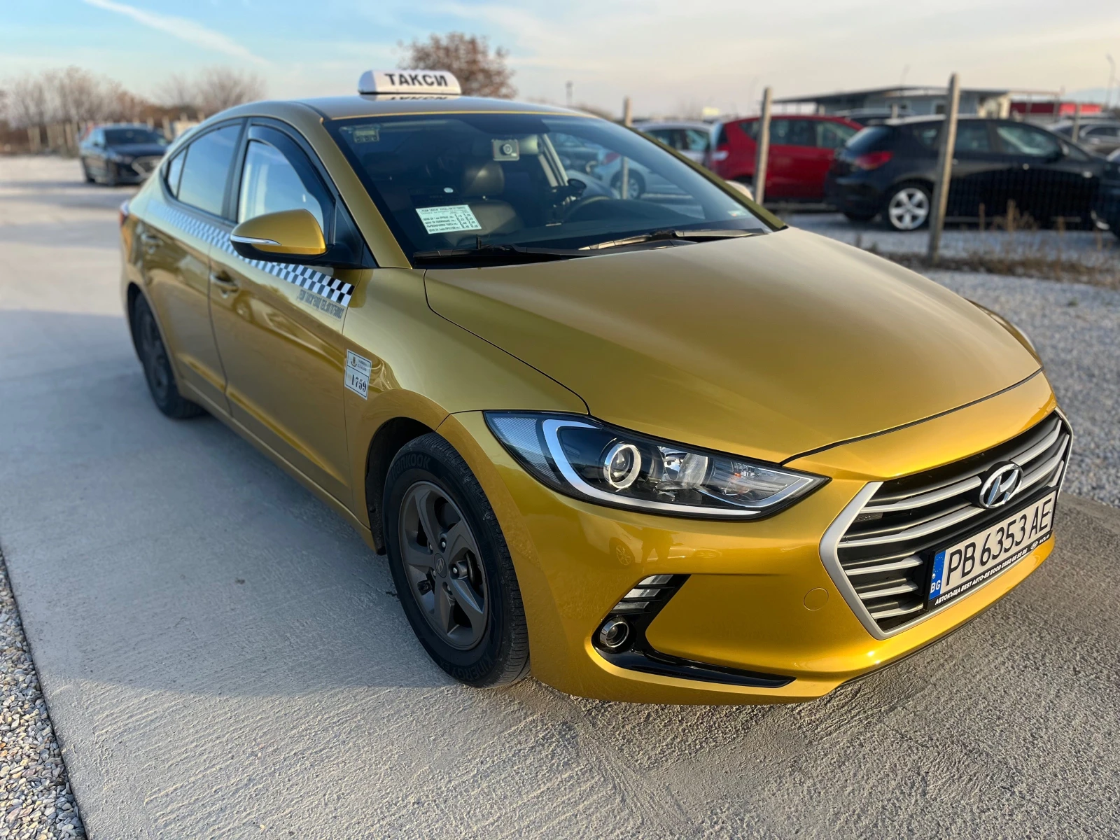 Hyundai Elantra 1.6i газ, подгрев, навигация, камера, Обслужена - изображение 3