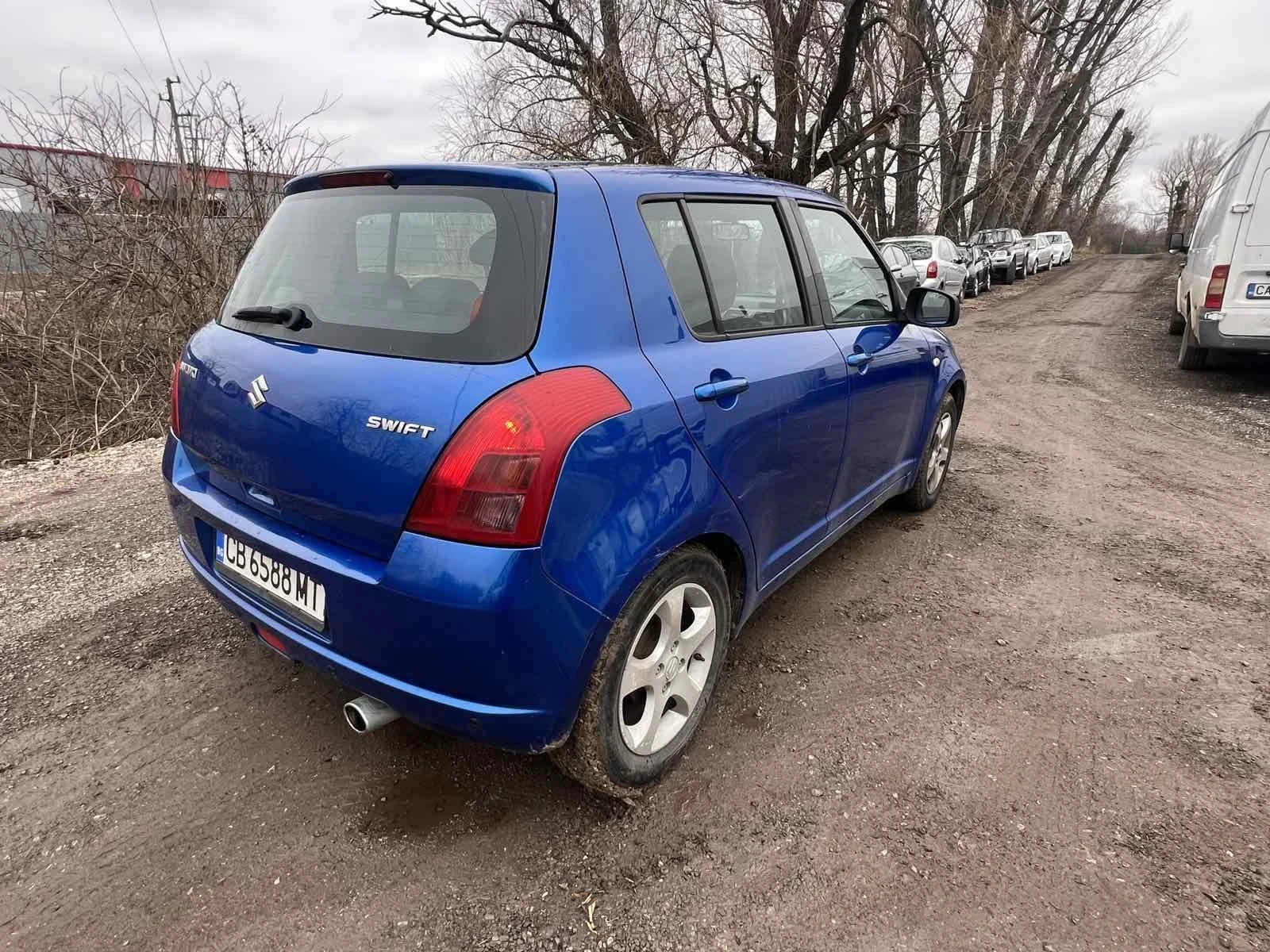 Suzuki Swift  - изображение 5