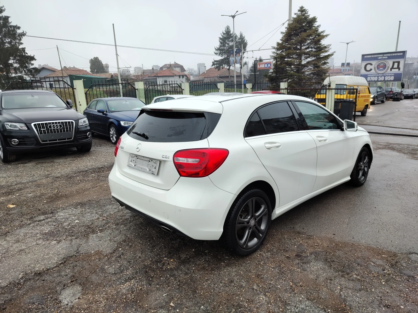 Mercedes-Benz A 180  - изображение 6