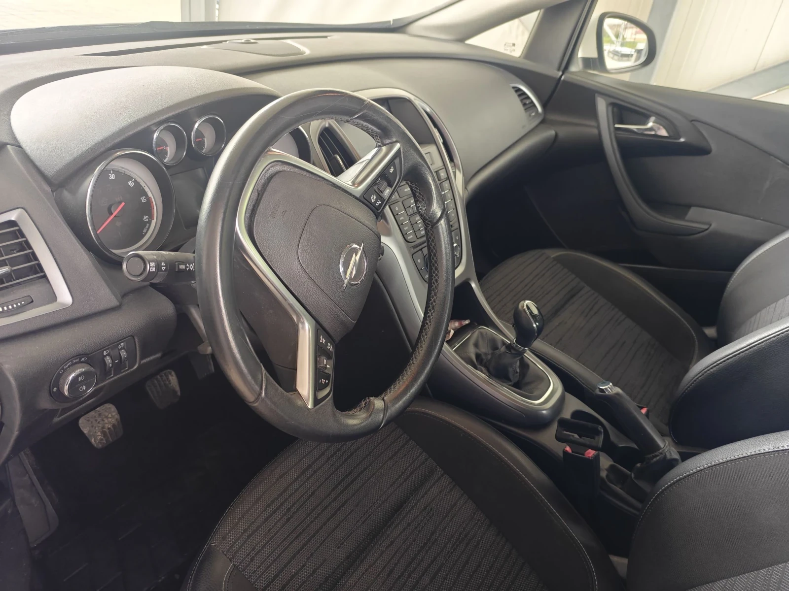 Opel Astra  - изображение 10