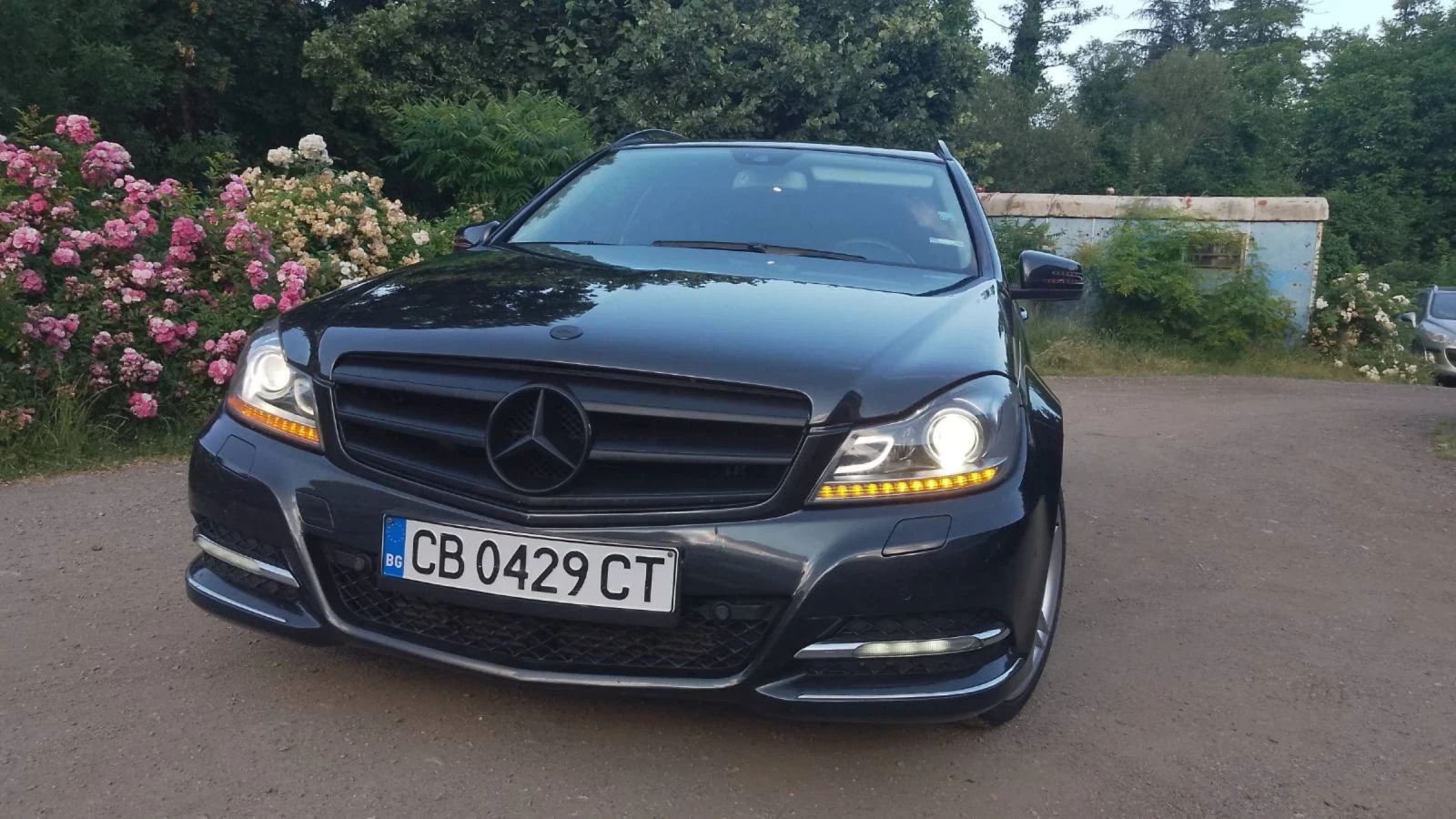 Mercedes-Benz C 250 4matic - изображение 2