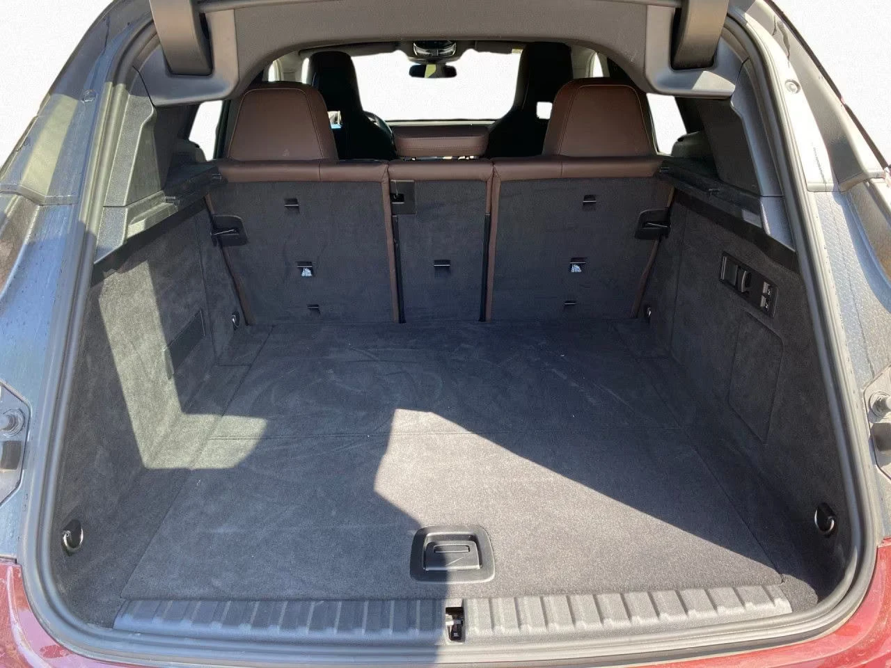 BMW iX 50/523HP/xDRIVE/SPORT/NAVI/AMBI/360/ACC/667v - изображение 5
