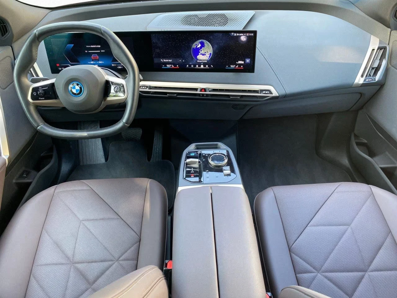 BMW iX 50/523HP/xDRIVE/SPORT/NAVI/AMBI/360/ACC/667v - изображение 6