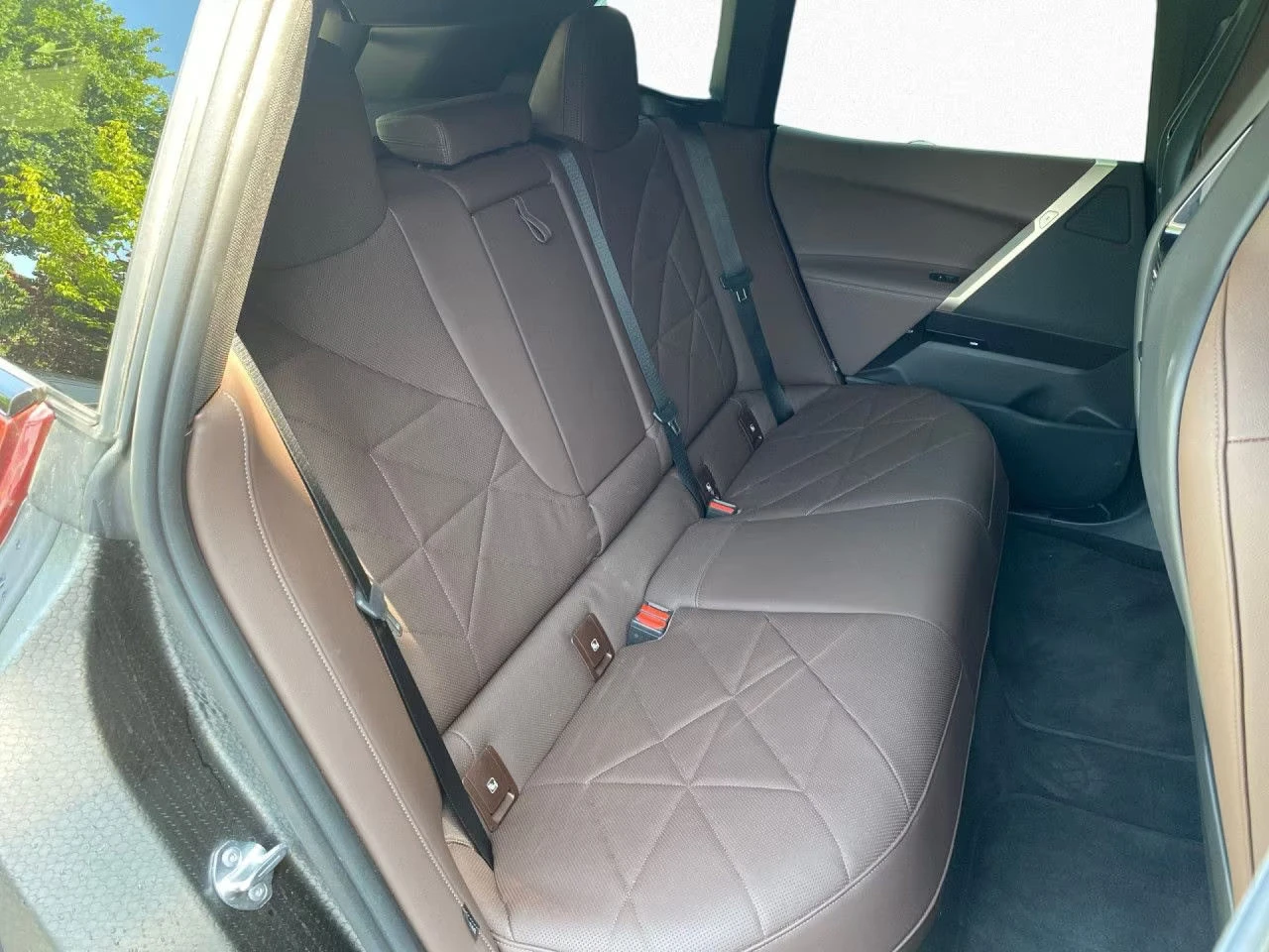 BMW iX 50/523HP/xDRIVE/SPORT/NAVI/AMBI/360/ACC/667v - изображение 10
