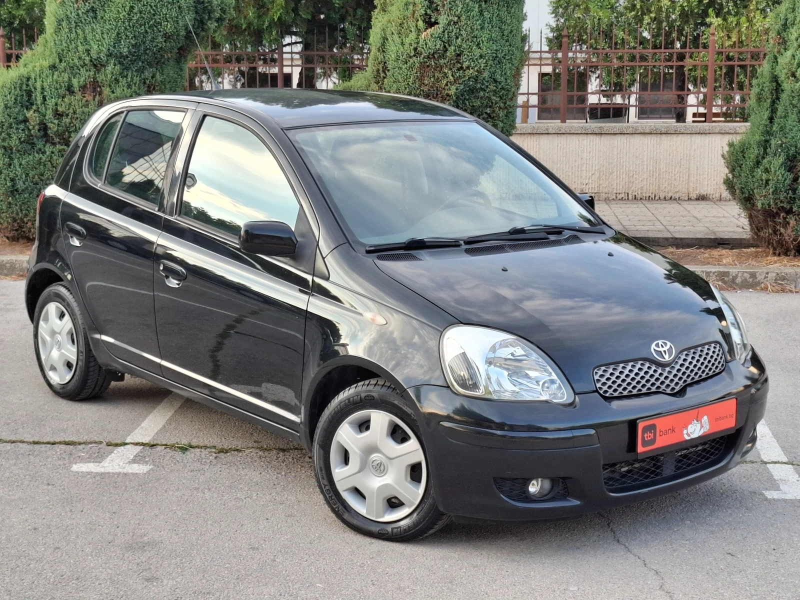 Toyota Yaris 1.4D4D 75hp * КЛИМАТИК * EURO 4 * ЛИЗИНГ *  - изображение 2