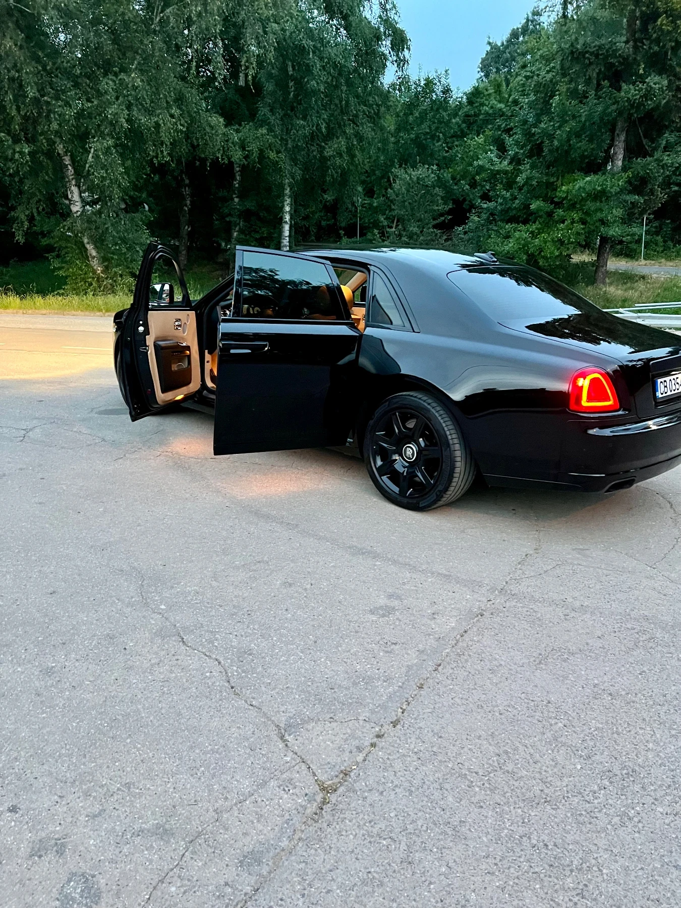 Rolls-Royce Ghost  - изображение 10