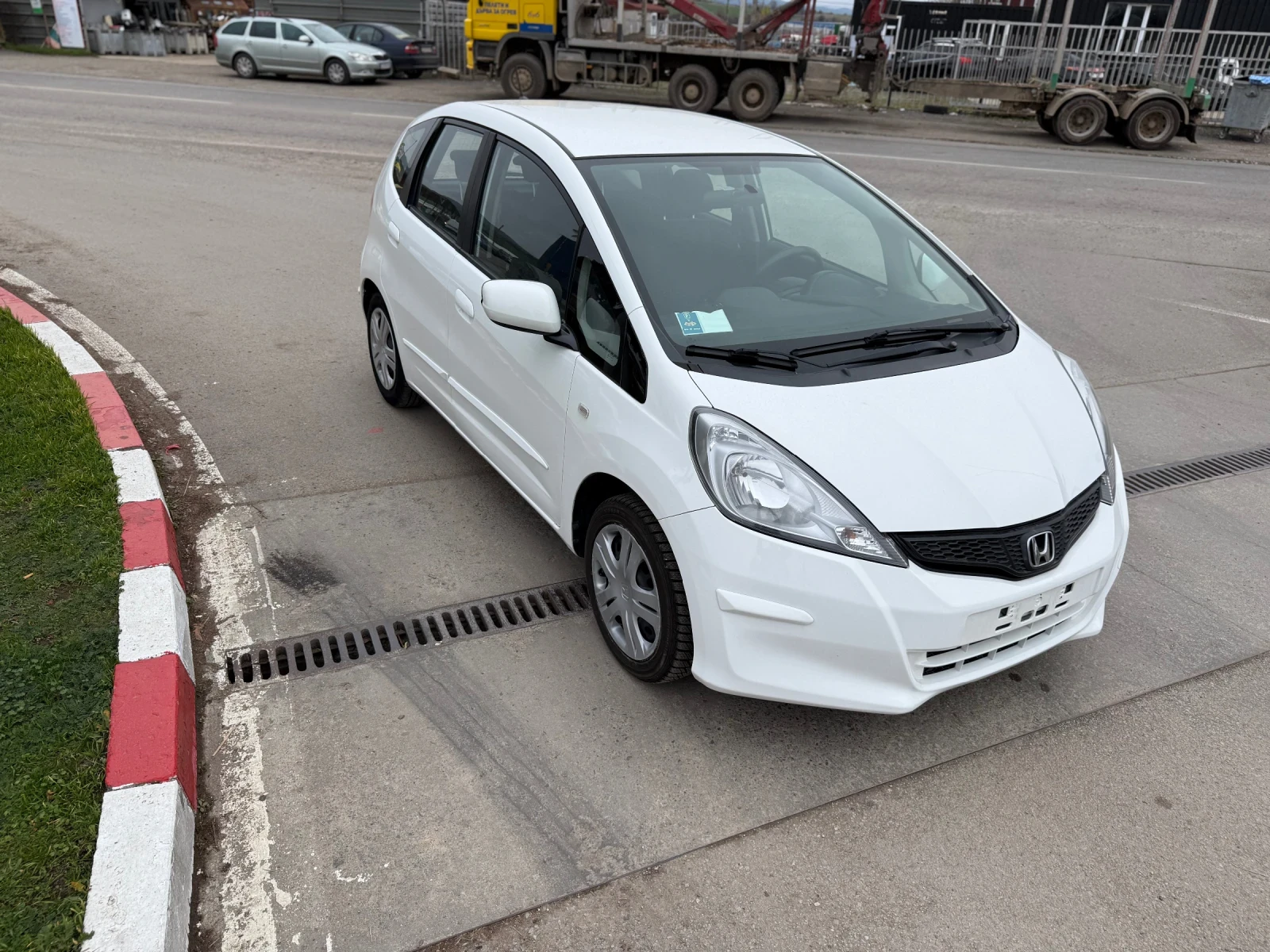 Honda Jazz 1.2 газ!110000KM - изображение 3