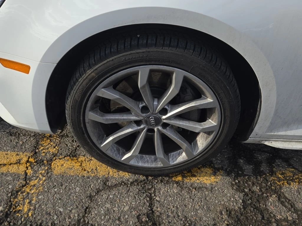 Audi A4 * Progressiv * CARFAX * ФИНАНСИРАНЕ - изображение 6